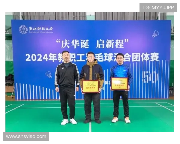 广州羽毛球队的奋斗与辉煌：大师赛背后的故事与成就分享