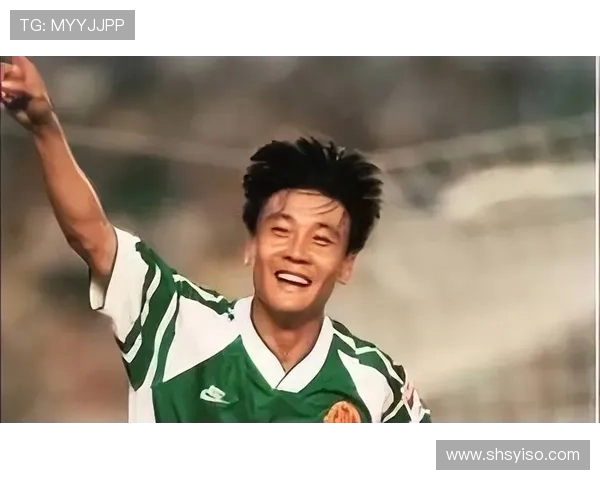 足球明星自传微盘揭秘：从绿茵场到人生巅峰的奋斗历程与心路历程